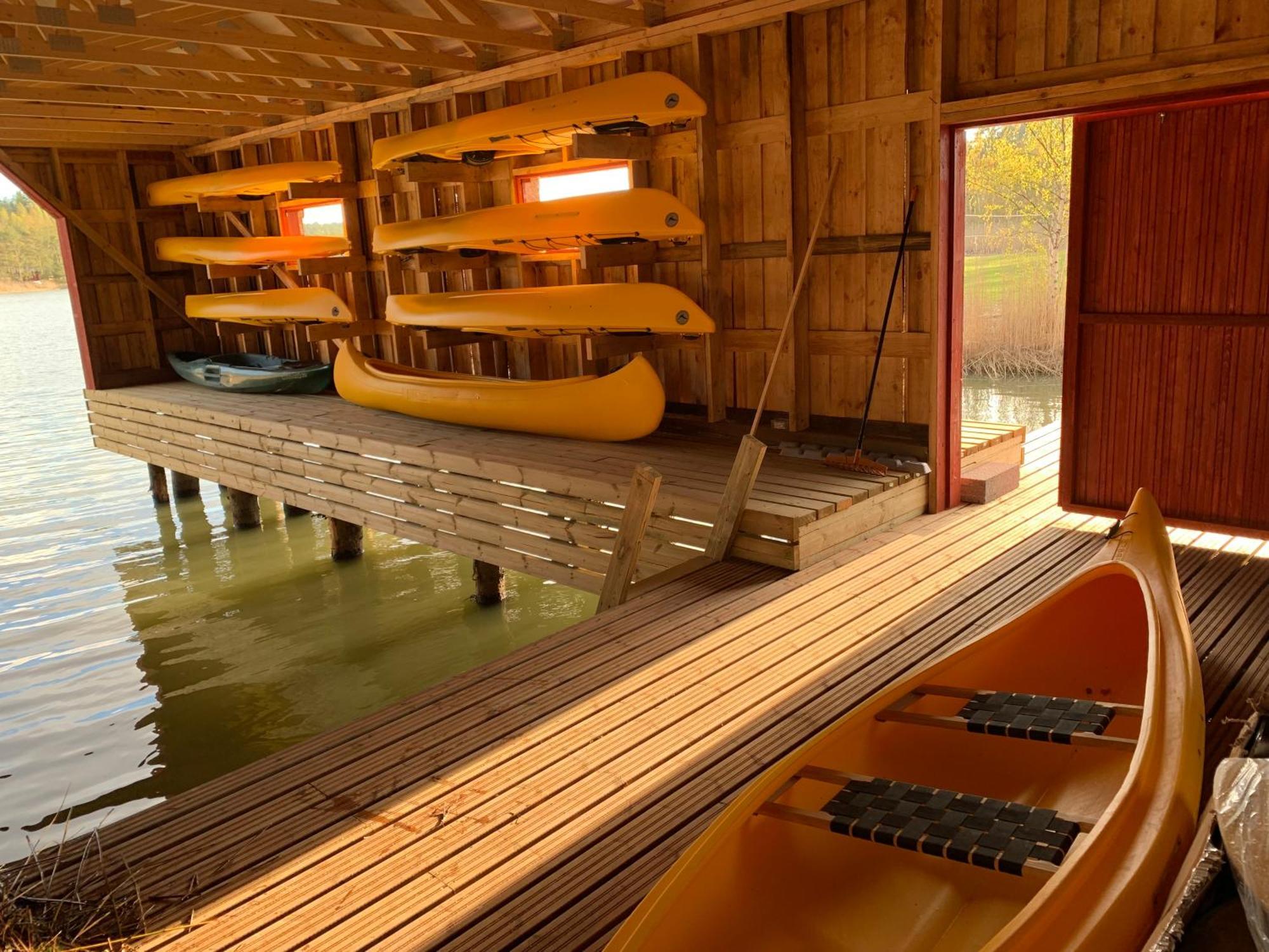 Lomahyppaeys Villa Naantali Buitenkant foto