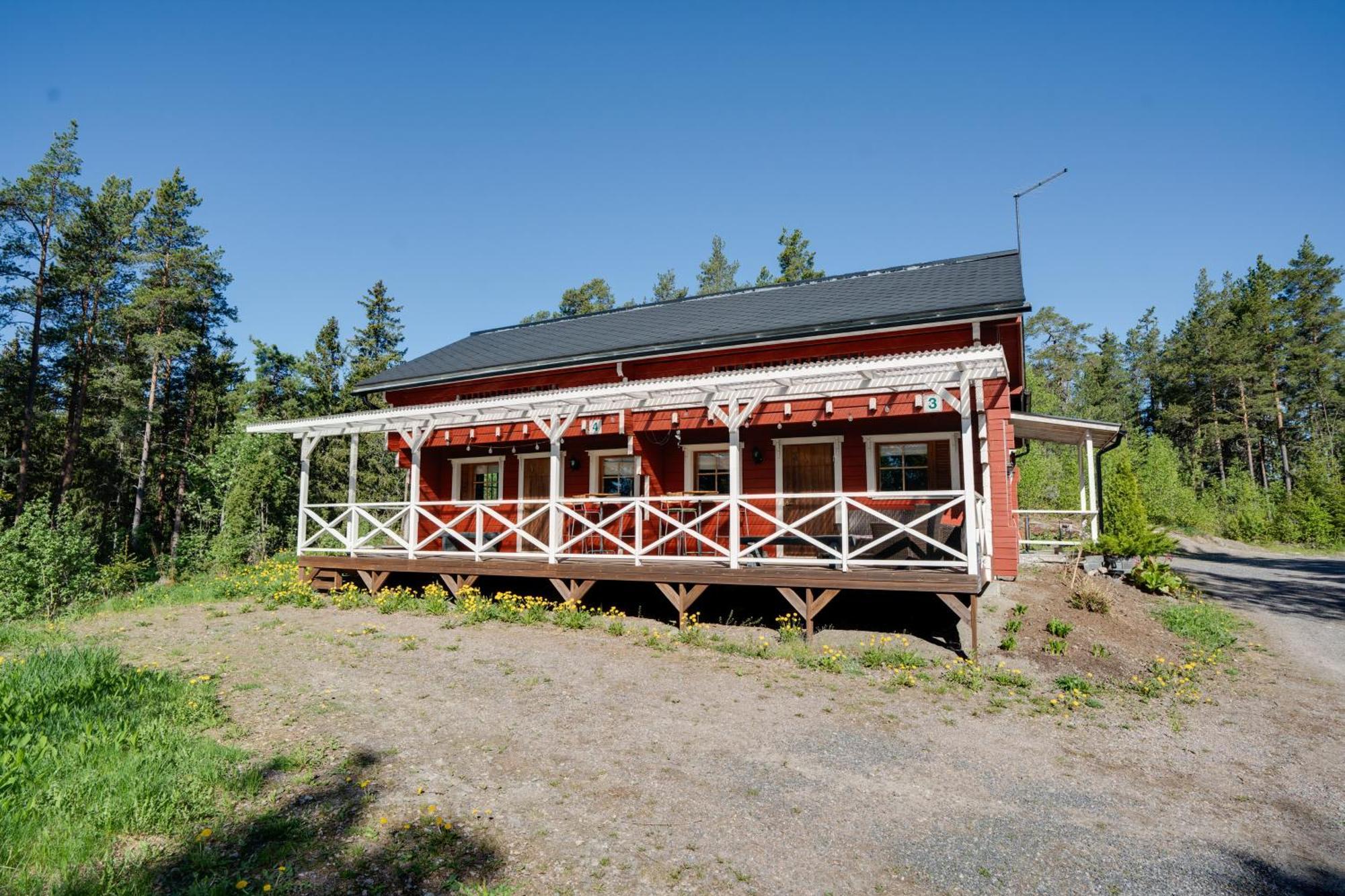 Lomahyppaeys Villa Naantali Buitenkant foto