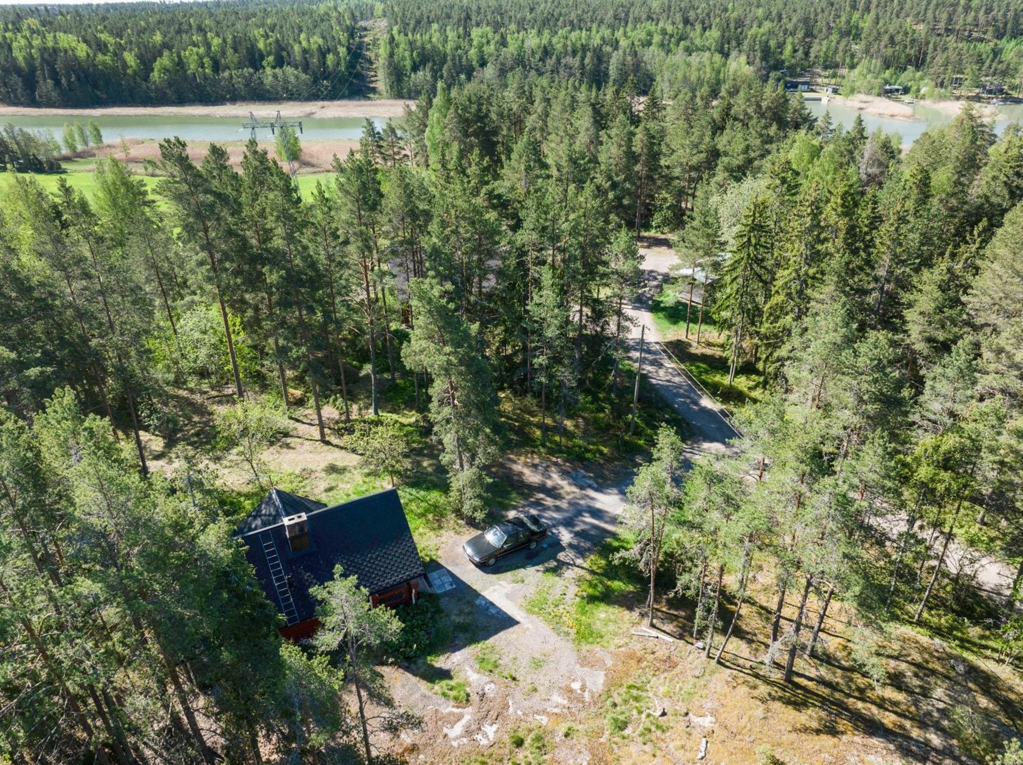 Lomahyppaeys Villa Naantali Buitenkant foto
