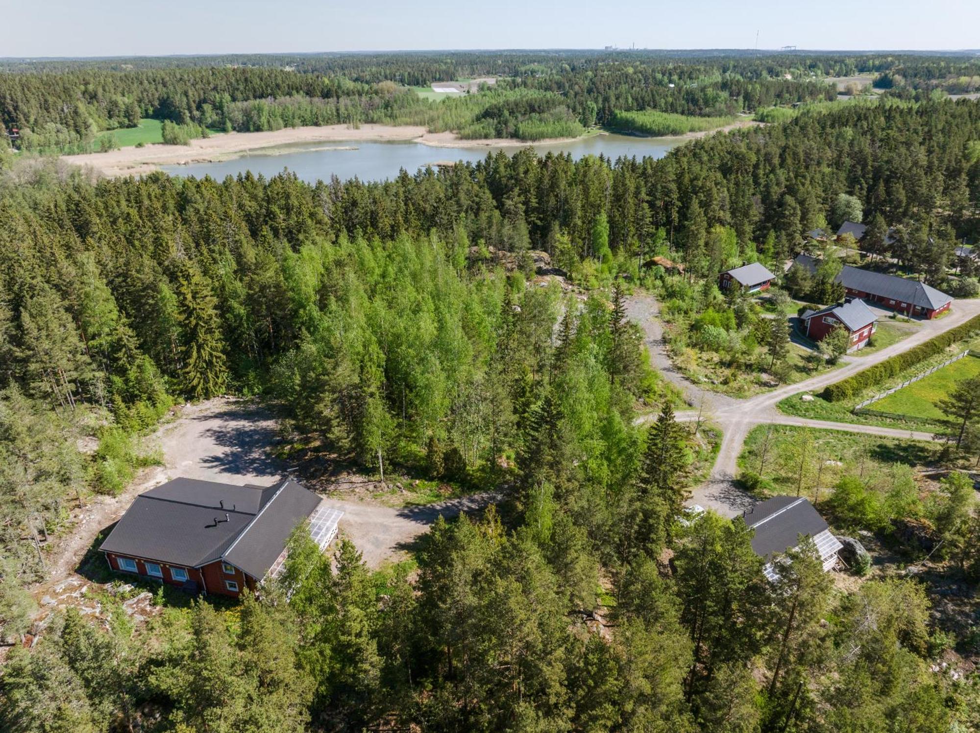 Lomahyppaeys Villa Naantali Buitenkant foto