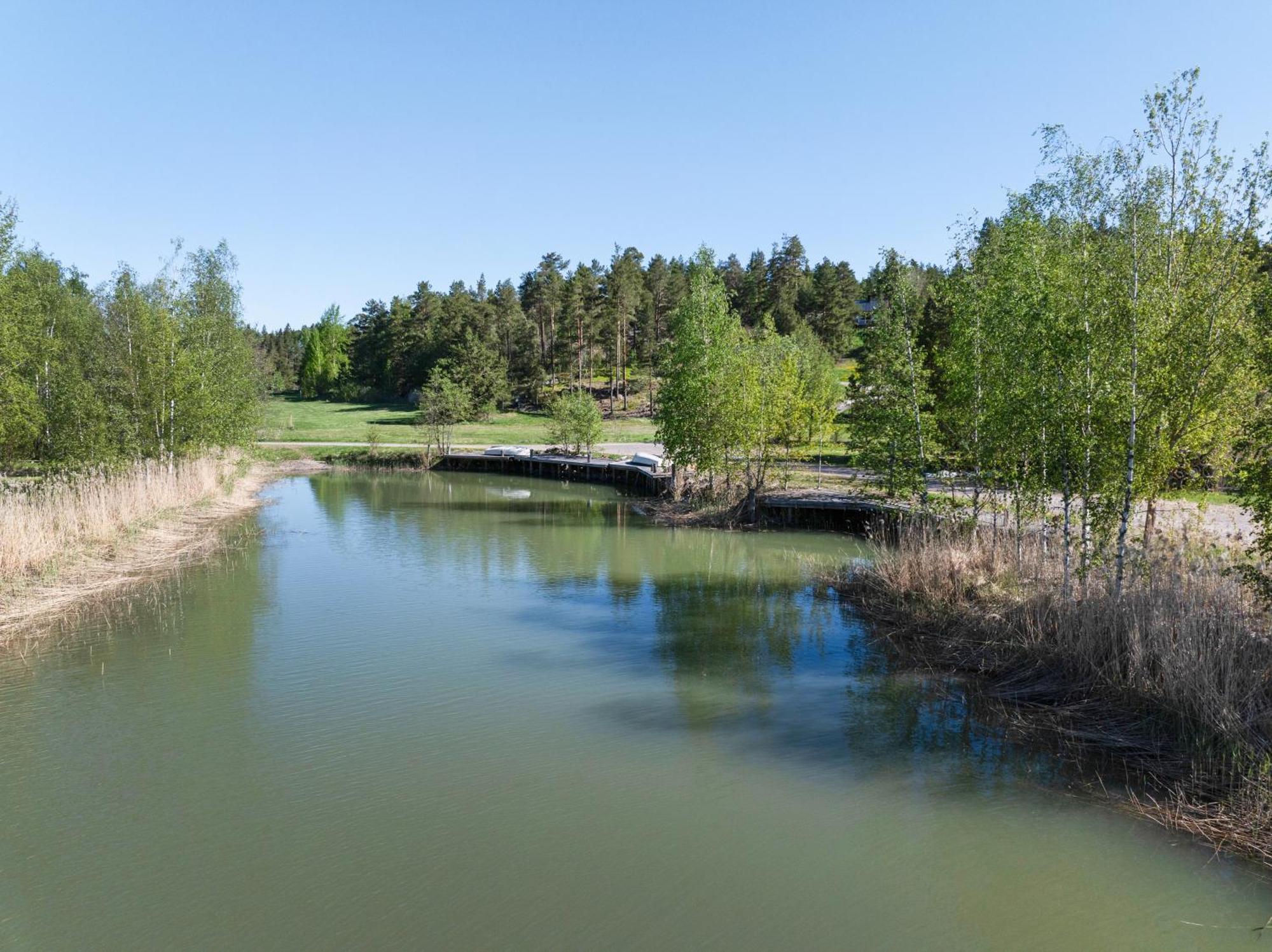 Lomahyppaeys Villa Naantali Buitenkant foto
