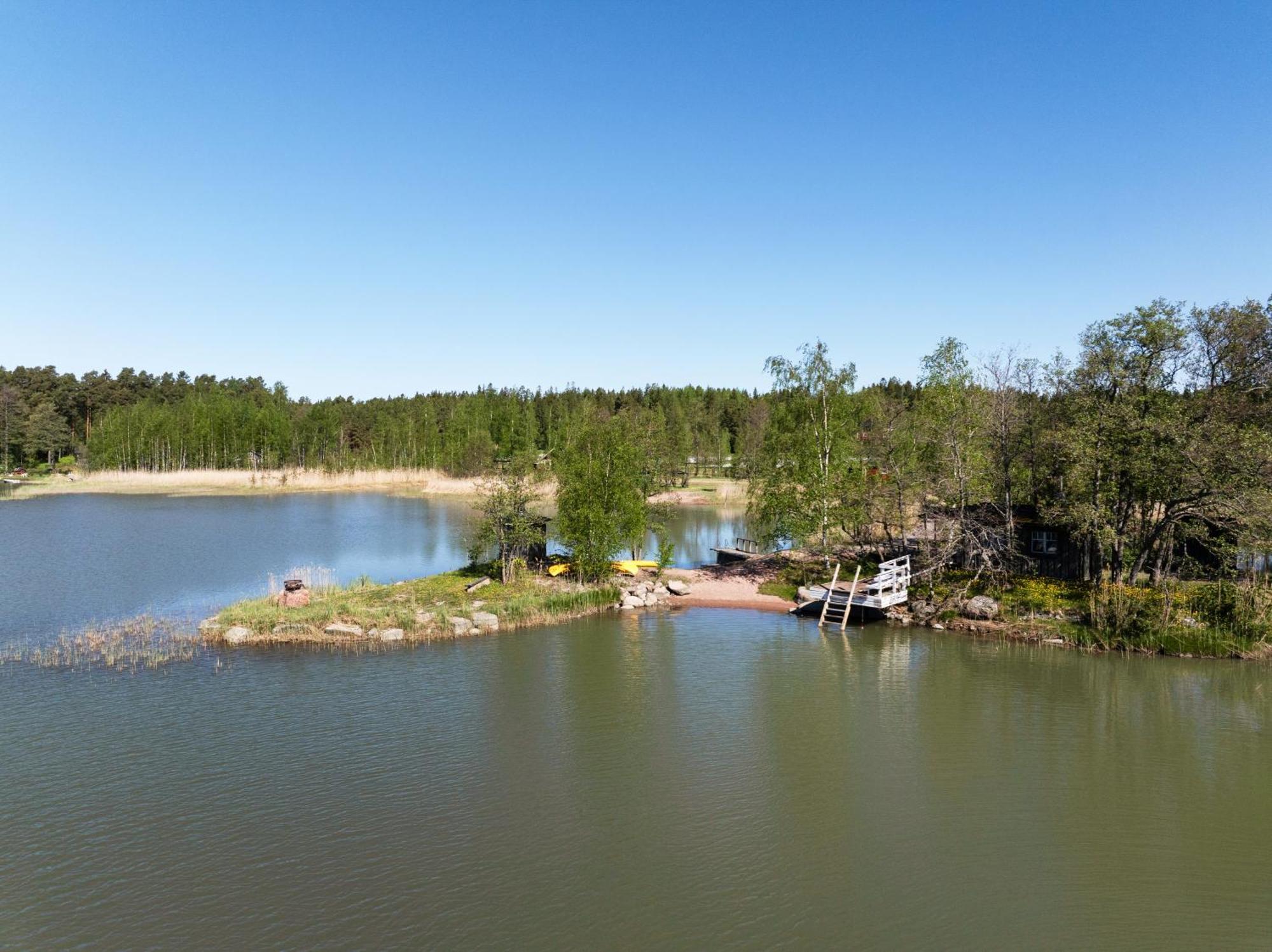 Lomahyppaeys Villa Naantali Buitenkant foto