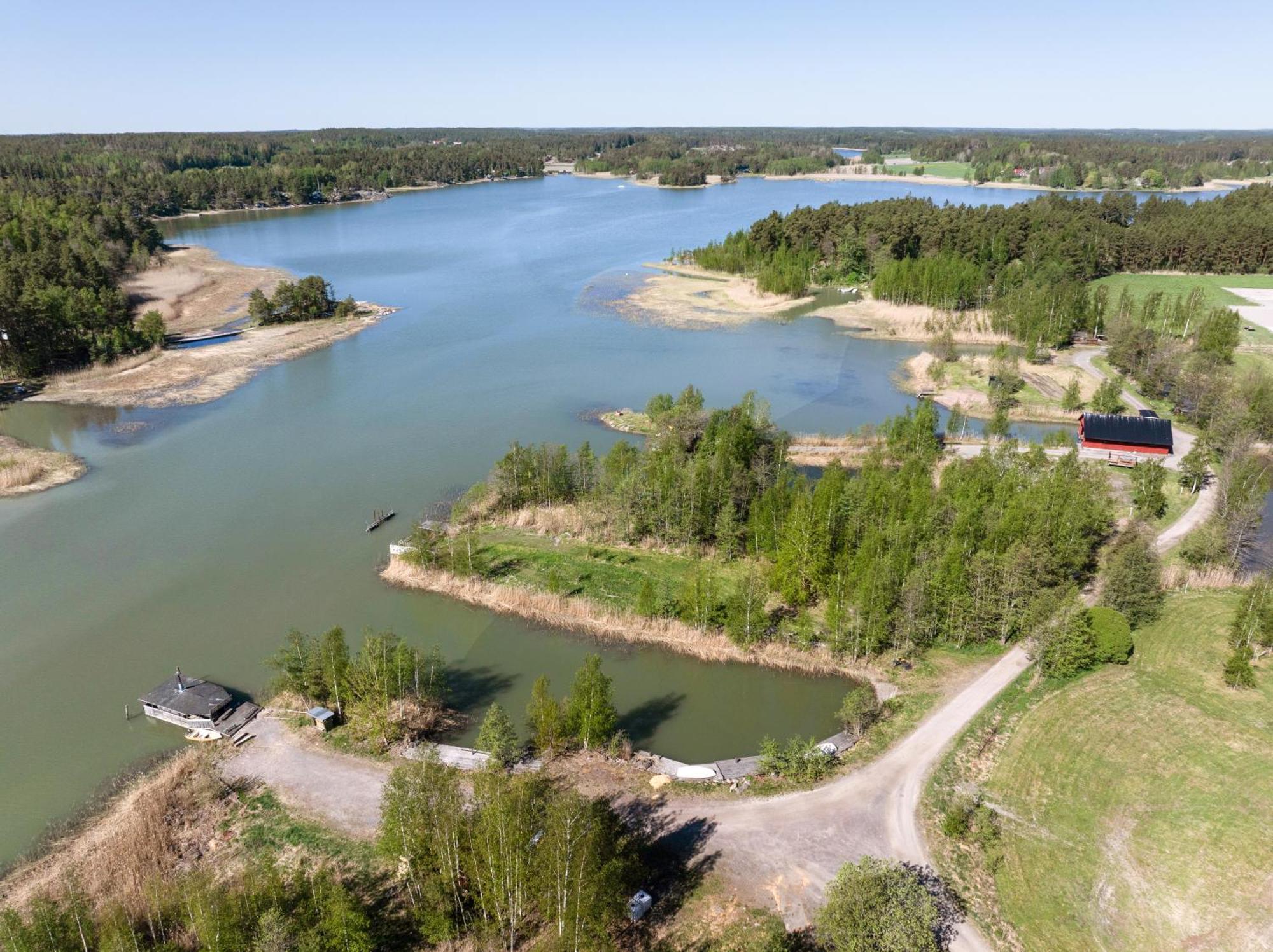 Lomahyppaeys Villa Naantali Buitenkant foto