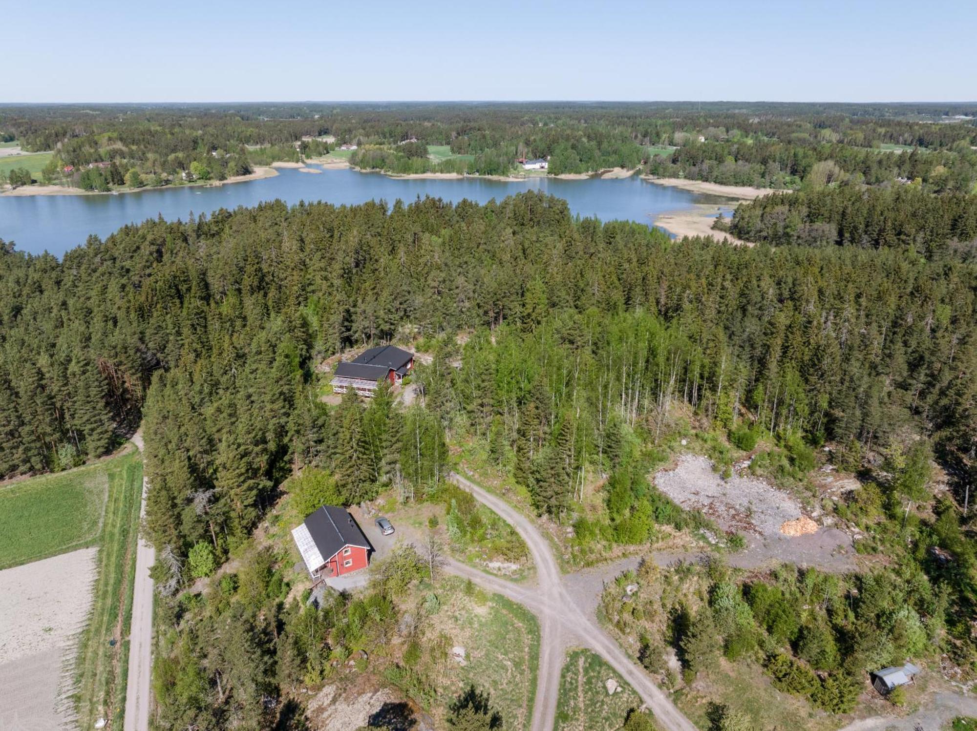 Lomahyppaeys Villa Naantali Buitenkant foto